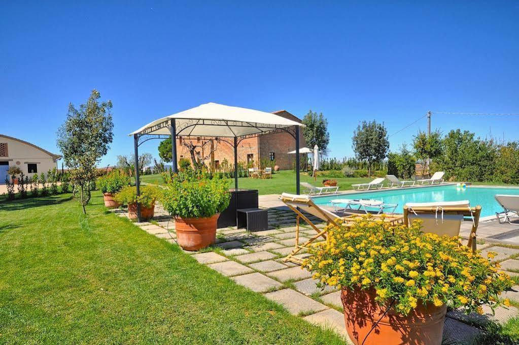 Podere Romina Valiano Exterior photo